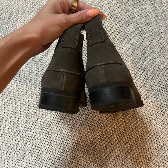 UGG Women's Aureo Ii Ankle Boot - Picture 6 of 7